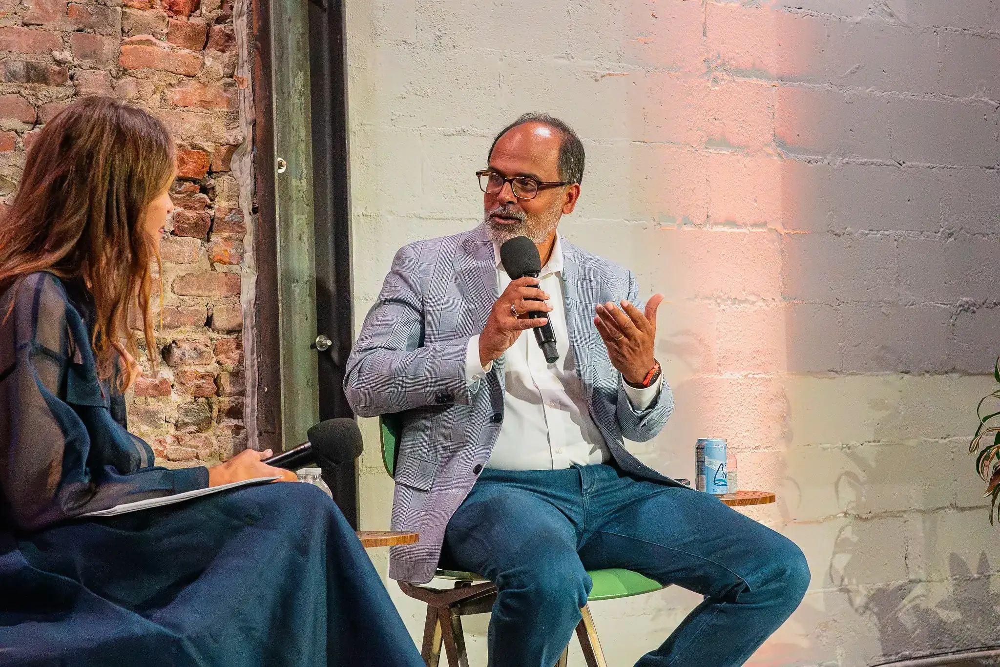 Against the Herd: Insight Partners' Deven Parekh Explains Why Spreading AI Bets Beats Going All-In on OpenAI and Anthropic